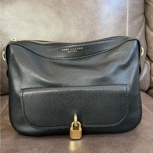 Marc Jacobs Lock That Messenger Crossbody